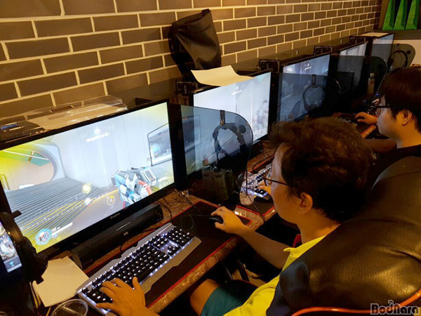 펀홀릭PC방 이미지