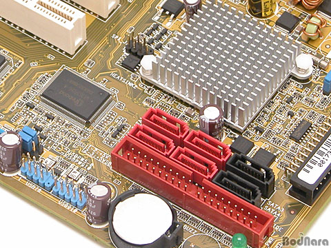 안정성과 다양한 기능으로 돌아온 P5B 확장판! ASUS P5B-E Page 2:: 보드나라