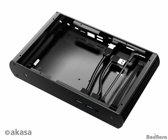 NUC 케이스 'Akasa Tesla H':: 보드나라