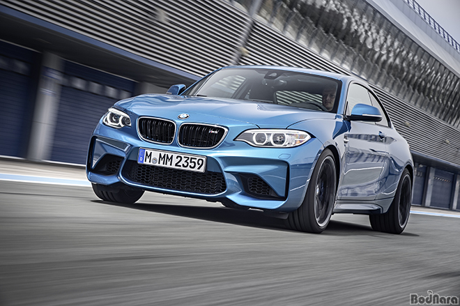 제로백 4.3초의 스포츠 쿠페 BMW M2 공개, 단순한 M 패키지가 아니다:: 보드나라 제로백 4.3초의 스포츠 쿠페 BMW M2 공개, 단순한 M... 