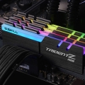 ȭϰ  G.SKILL Trident Z RGB ø DDR4 ޸