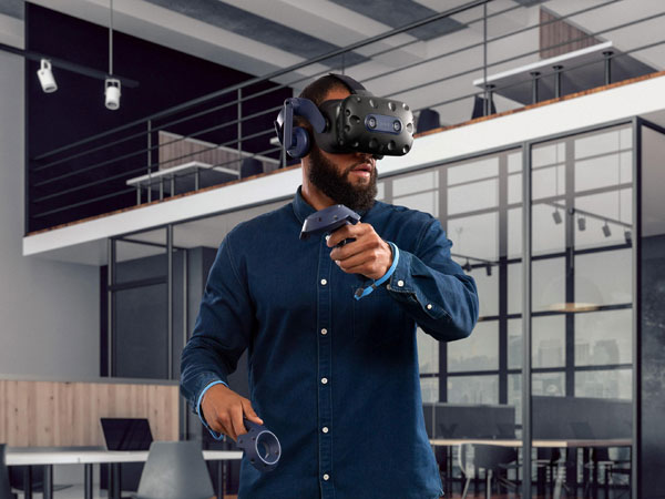 HTC Vive Focus Vision:新款 XR 耳机,1,199 欧元