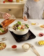 ÅׯÈ, Àδö¼Ç ·¹ÀÎÁö ´ººñÅ×½º Ãâ½Ã