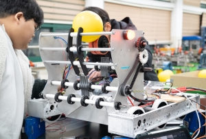 �κ���, û�ҳ� �κ� ���� ���� ���� ��ȸ���� Ȱ�� ����