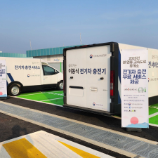 �Ʒ�, �� ���� ȣ���� ���ӵ��� �ްԼҿ��� ������ ���� �������� ����