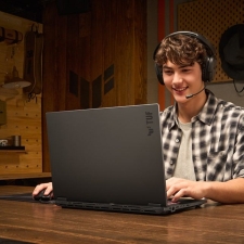 ASUS �α� ��Ʈ�� ������ ���θ�ǿ��� Ư�� ���� ������