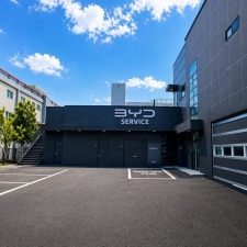 BYD�ڸ���, ���� ���񽺼��� ����