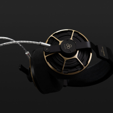 �ο����ڵ�, ���̳� ����� DX10000 CL Collector's Edition ���� ���� ���