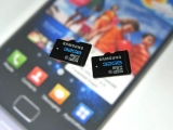 Ｚ, 32GB  microSDī  