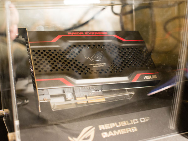 ASUS 하이엔드 브랜드 ROG의 PCIe SSD 공개:: 보드나라